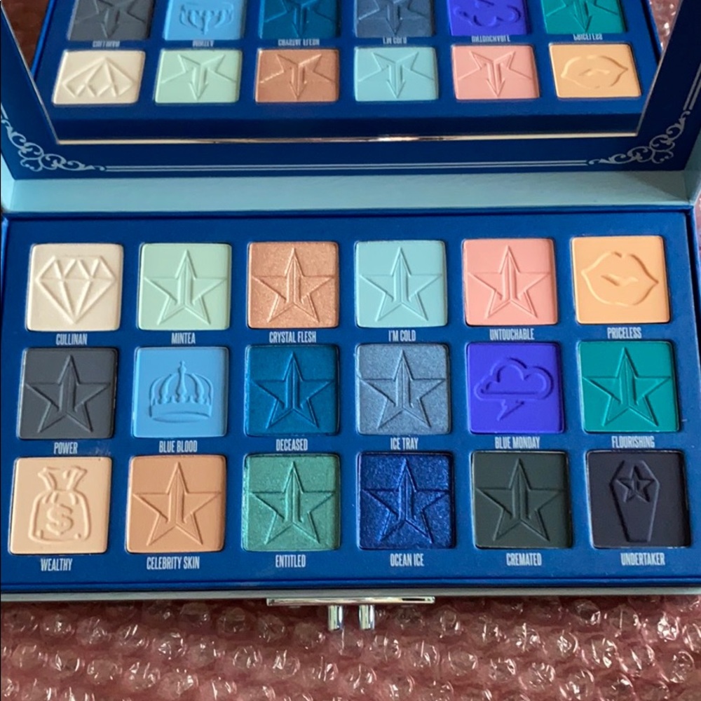 Jeffree star Blue Blood palette